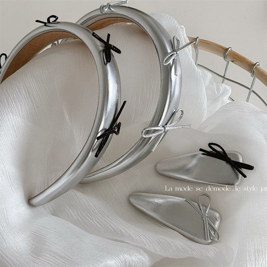 銀色皮革蝴蝶結髮箍－商品主圖｜https://igowo.tw/
