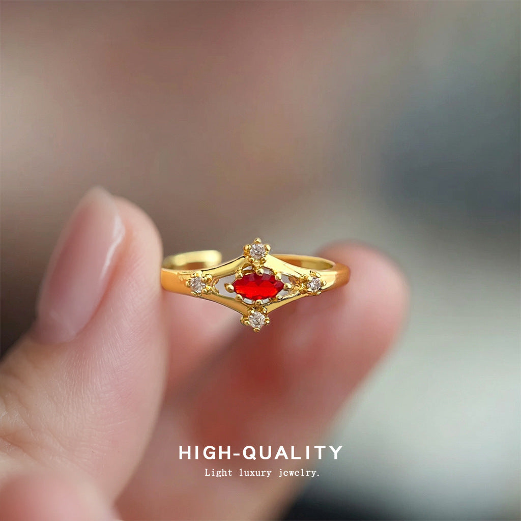紅色鋯石鑲鑽戒指－商品主圖｜https://igowo.tw/