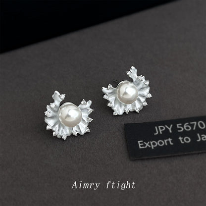 鋯石微鑲簡約耳釘－彩鋯花朵耳釘款細節｜https://igowo.tw/