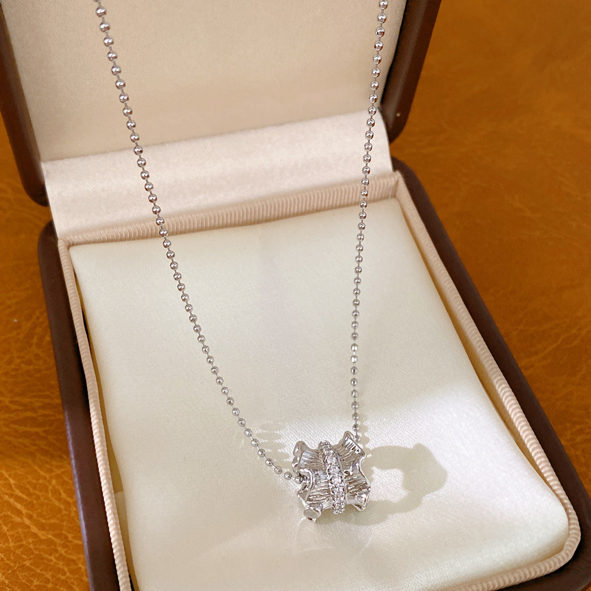 鋯石圓形項鍊