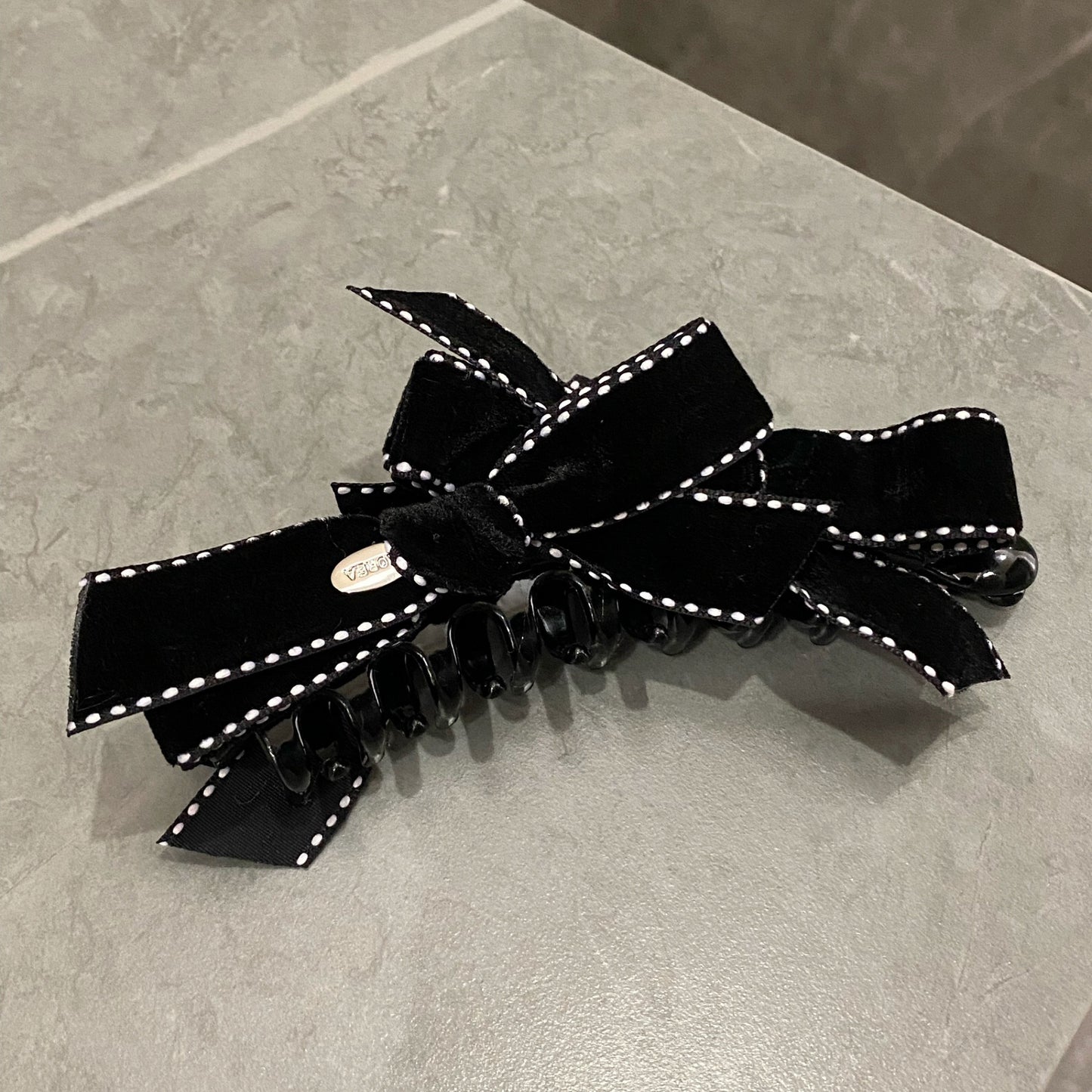 絨面蝴蝶結髮夾