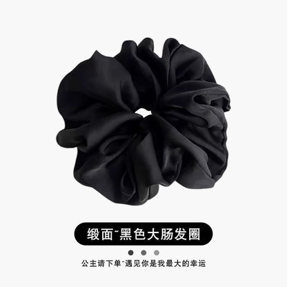 藍色布面波點復古髮圈－細節特寫6｜https://igowo.tw/