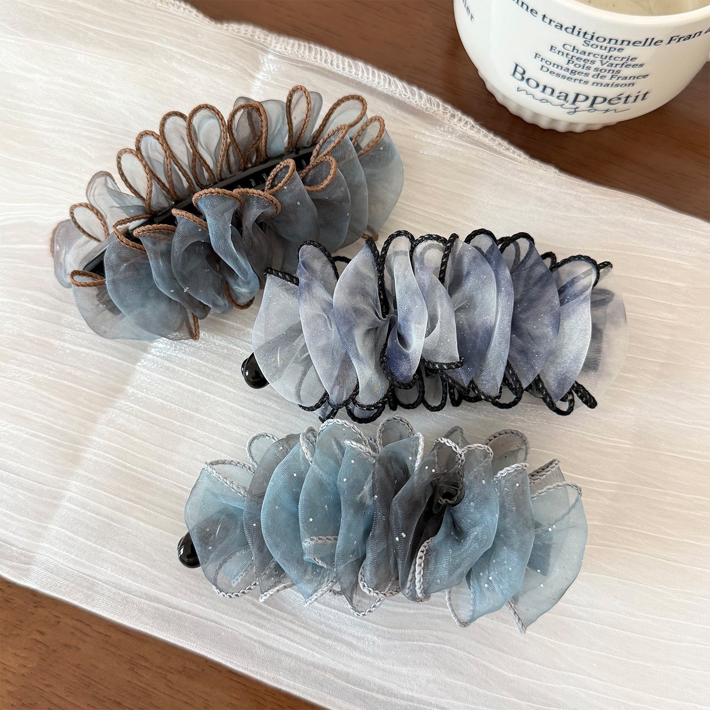 網紗雲朵暈染髮夾－商品主圖｜https://igowo.tw/