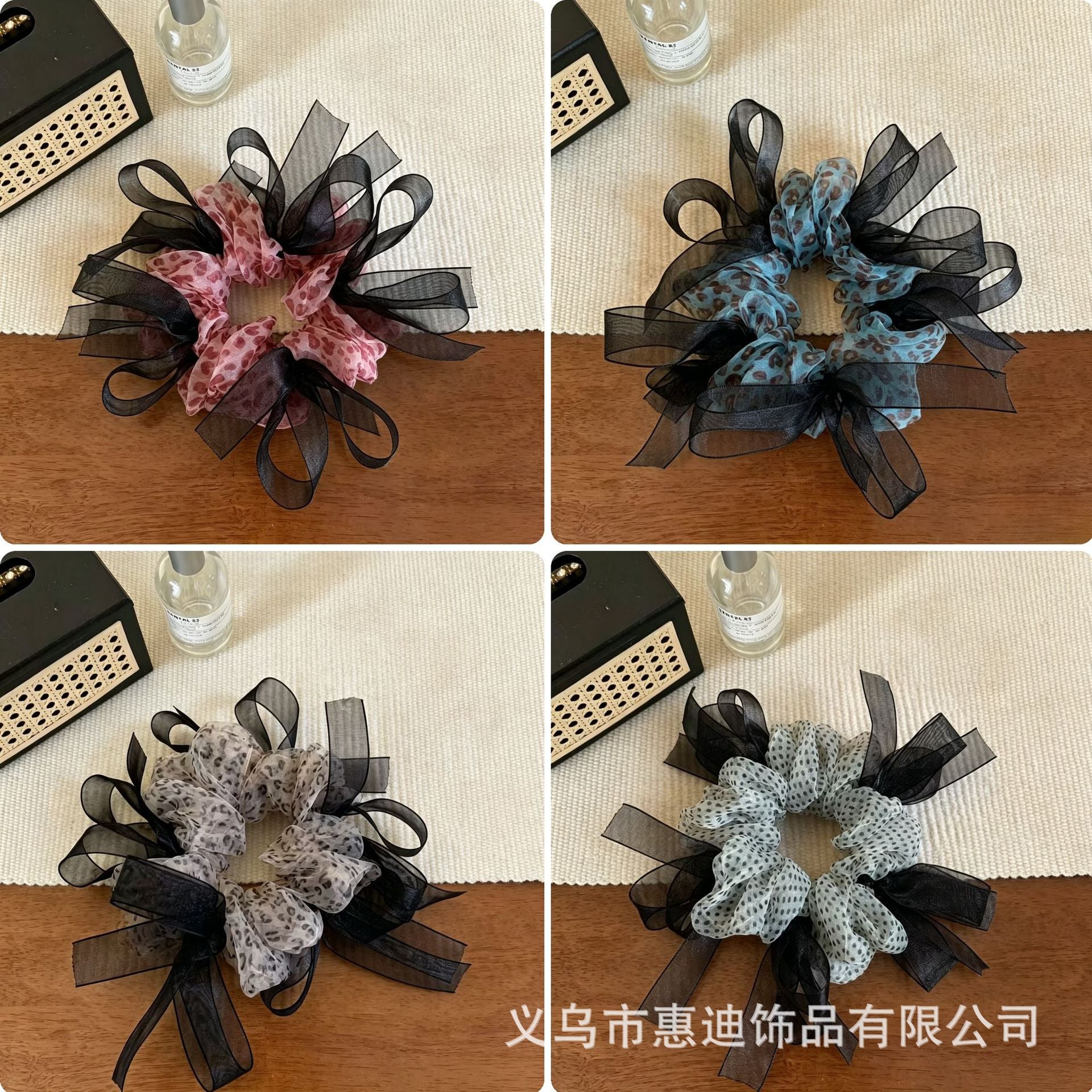 網紗蝴蝶結簡約髮圈－藍色豹紋款實拍｜https://igowo.tw/