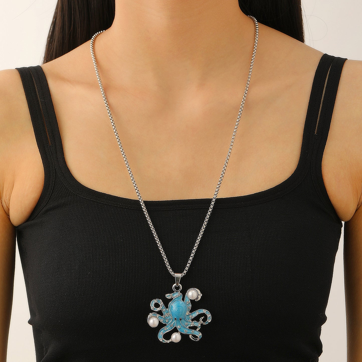 珍珠鑲鑽墜飾項鍊－商品主圖｜https://igowo.tw/