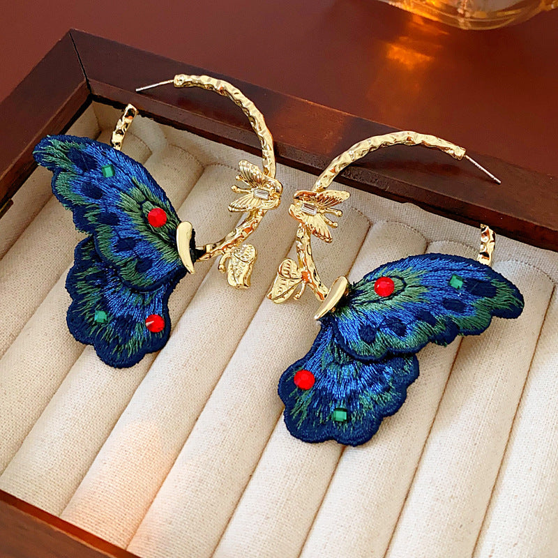 銀針蝴蝶愛心刺繡耳釘