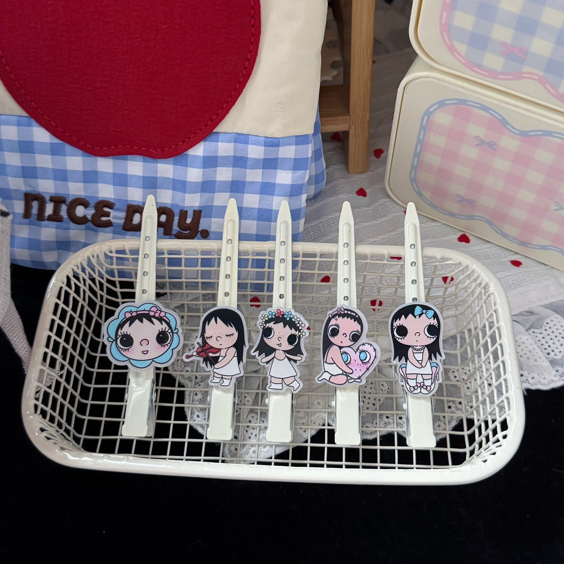 卡通簡約髮夾－商品主圖｜https://igowo.tw/