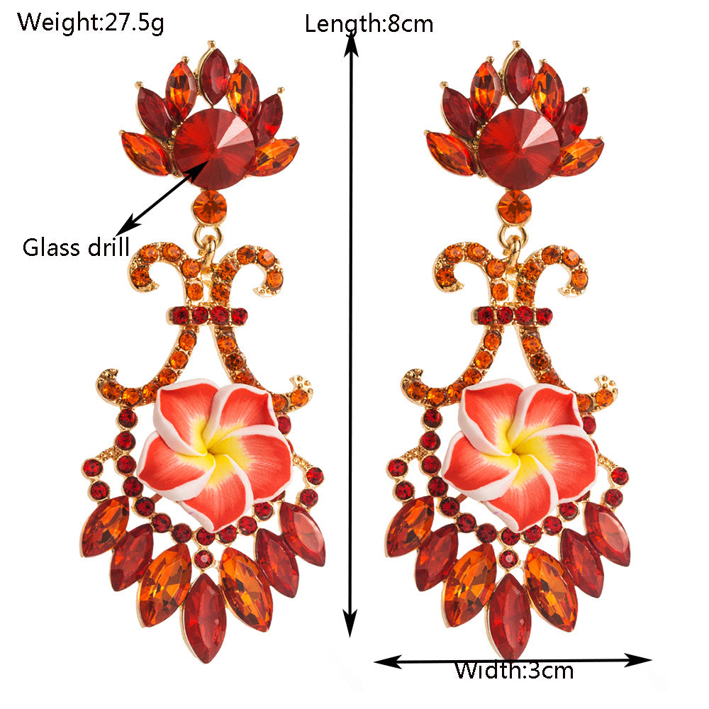 金屬花朵鑲鑽誇張耳環－玫紅色款細節1｜https://igowo.tw/