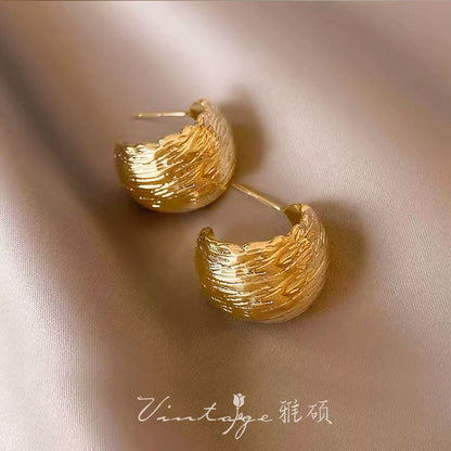 金屬復古耳釘－細節特寫45｜https://igowo.tw/
