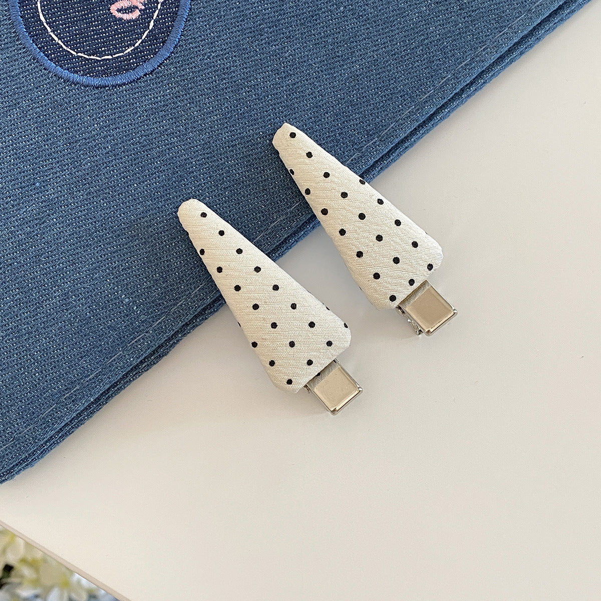布面波點髮夾－大水滴款（單個）款細節｜https://igowo.tw/