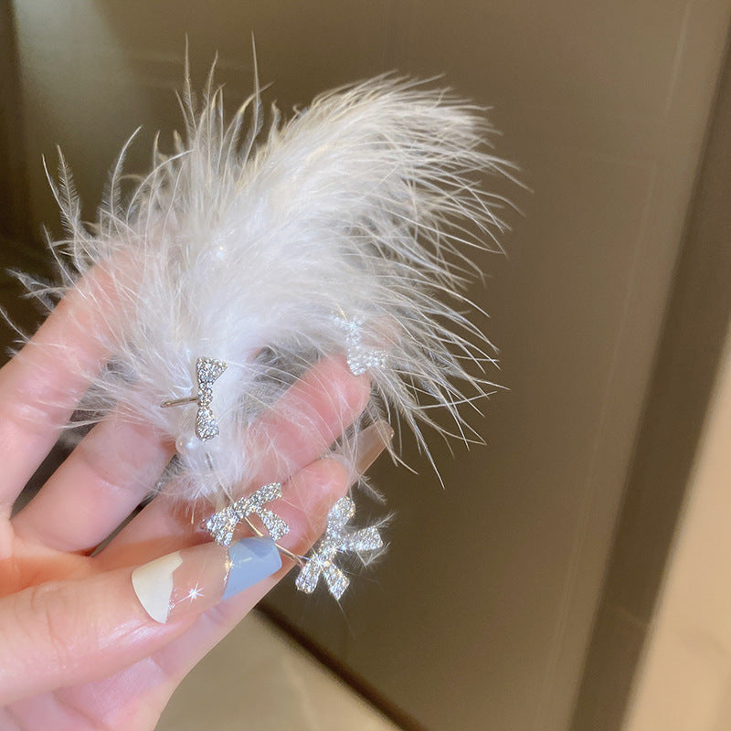 彩色羽毛流蘇鑲鑽耳環－細節特寫29｜https://igowo.tw/