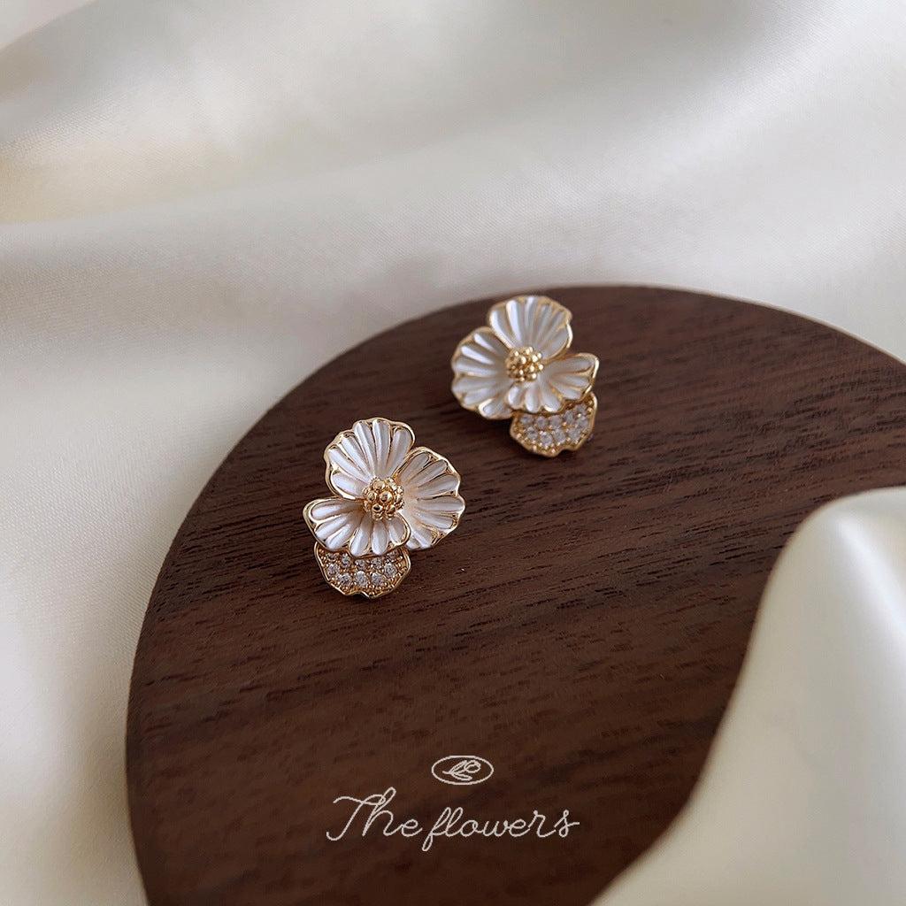 鋯石微鑲電鍍耳釘－商品主圖｜https://igowo.tw/