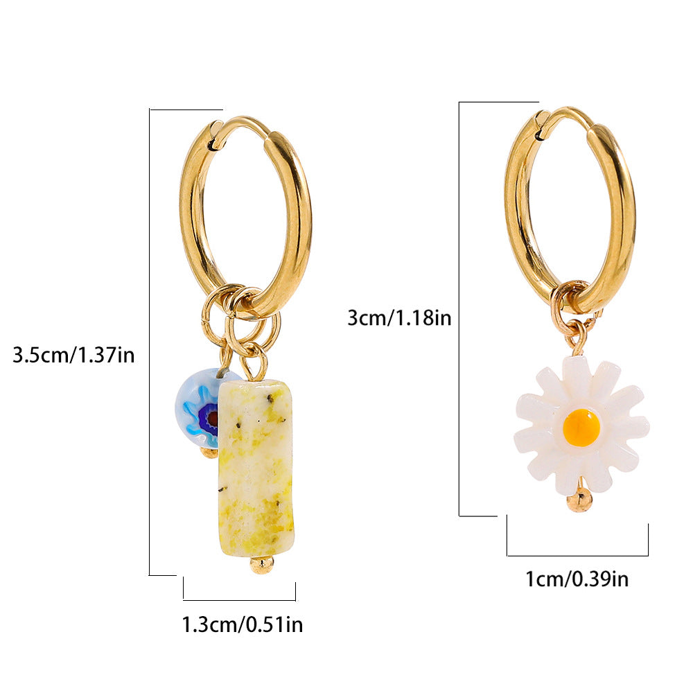 雛菊不對稱耳環－細節特寫5｜https://igowo.tw/