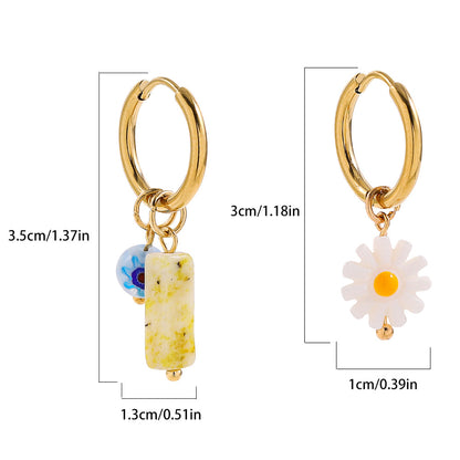 雛菊不對稱耳環－細節特寫5｜https://igowo.tw/