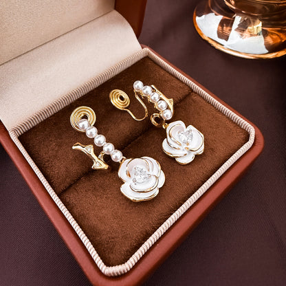 珍珠愛心山茶花耳釘