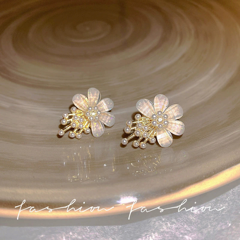 S925珍珠花朵耳環－細節特寫15｜https://igowo.tw/
