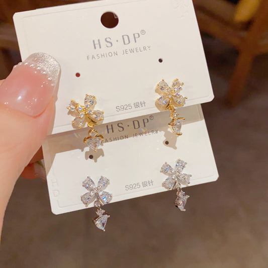 鋯石花朵水滴簡約耳墜－商品主圖｜https://igowo.tw/