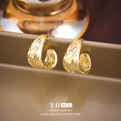 金色C形復古耳釘