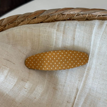 布面波點愛心復古髮夾