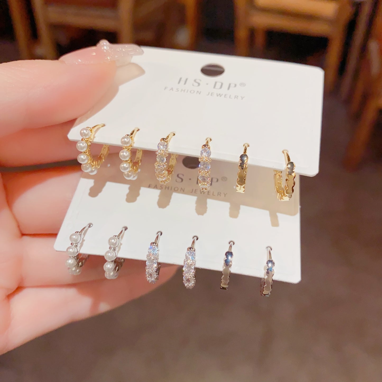 珍珠鋯石小巧簡約耳扣－商品主圖｜https://igowo.tw/
