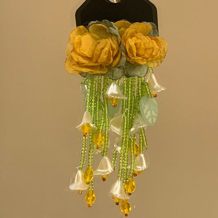 樹脂銀針花朵流蘇耳環－細節特寫16｜https://igowo.tw/