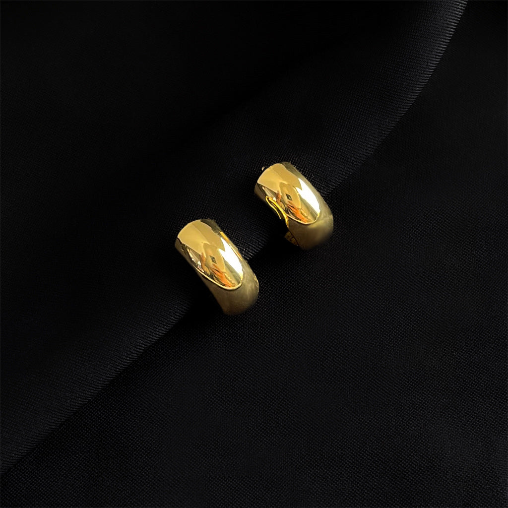金色電鍍耳夾－細節特寫13｜https://igowo.tw/