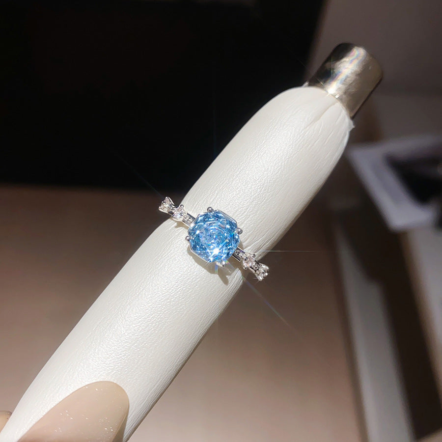 鋯石花朵可調式戒指－細節特寫6｜https://igowo.tw/