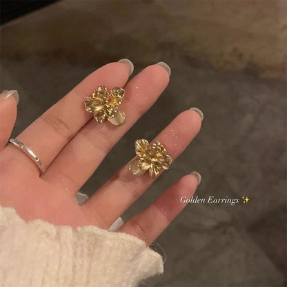貓眼石花朵立體耳環－商品主圖｜https://igowo.tw/