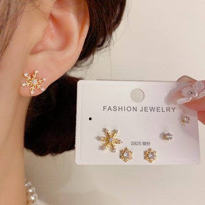 S925鋯石雪花耳釘三件組－第二視角實拍｜https://igowo.tw/