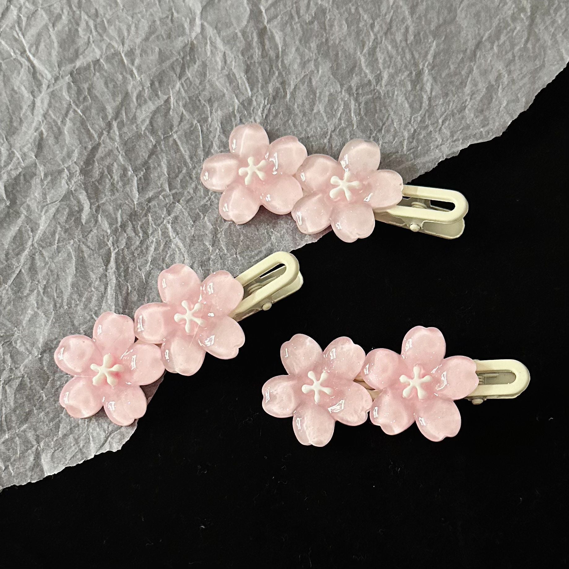 粉色櫻花髮夾－商品主圖｜https://igowo.tw/