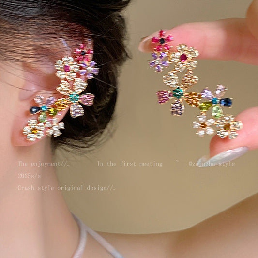 繽紛花朵誇張耳釘－商品主圖｜https://igowo.tw/