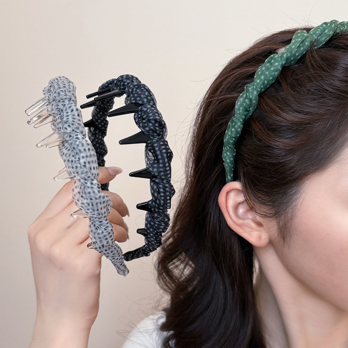 網紗波點纏繞髮箍－商品主圖｜https://igowo.tw/