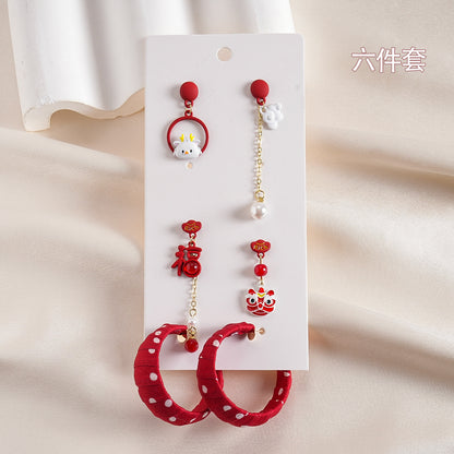 紅色布面花朵誇張耳環－細節特寫37｜https://igowo.tw/