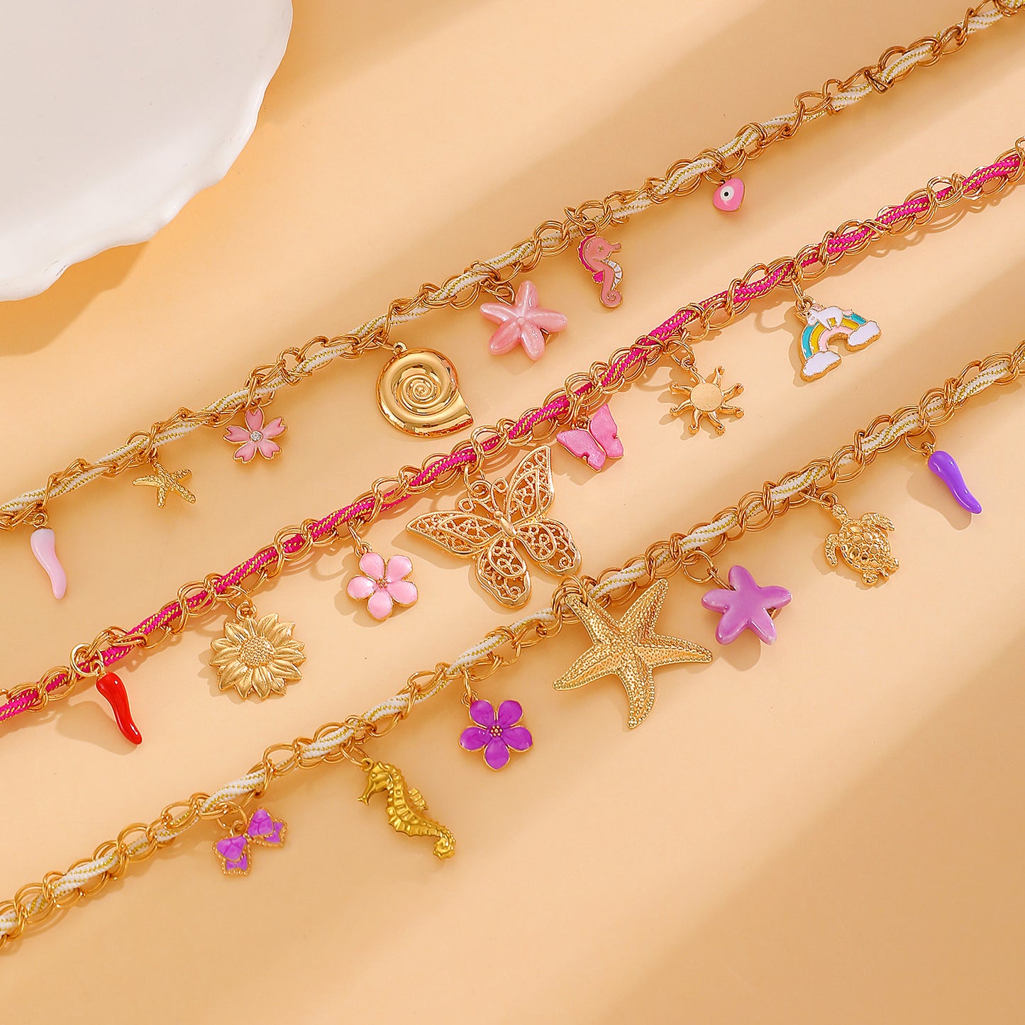 繽紛海星蝴蝶編織項鍊－細節特寫2｜https://igowo.tw/