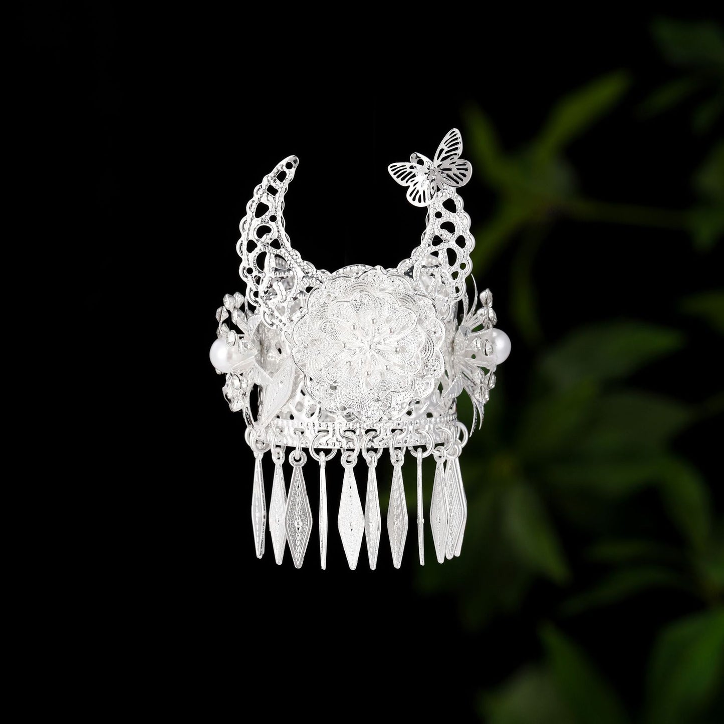 珍珠花朵流蘇鏤空飾品－/花竹，吊墜隨機款細節｜https://igowo.tw/