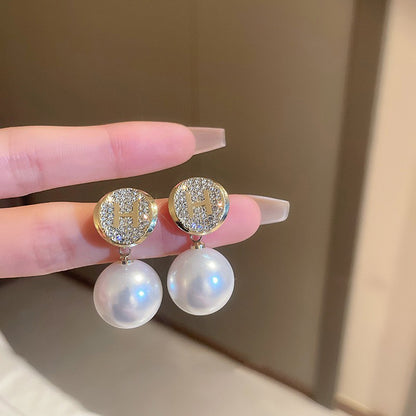 金色珍珠方形流蘇耳環－細節特寫16｜https://igowo.tw/