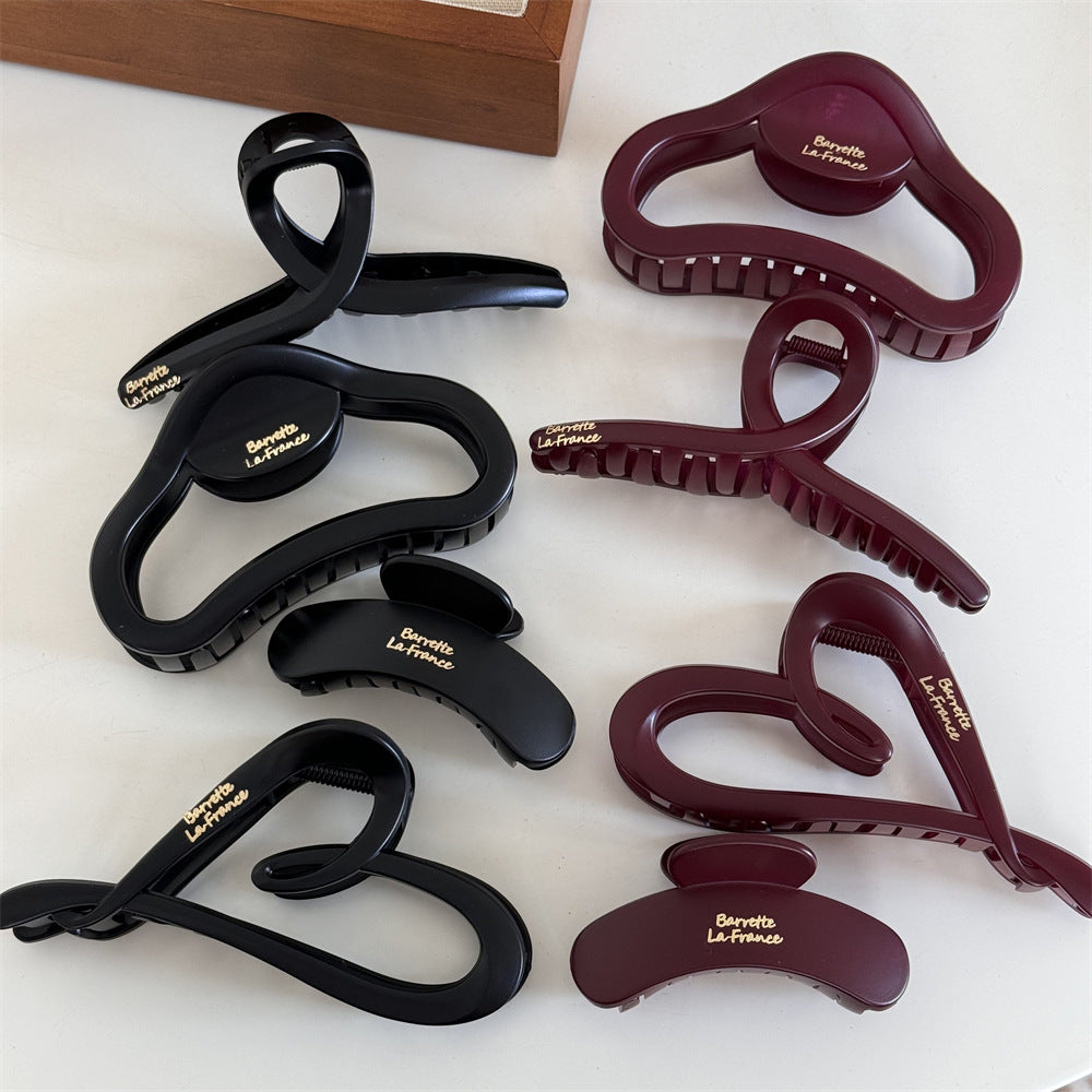 字母磨砂鯊魚夾－第二視角實拍｜https://igowo.tw/