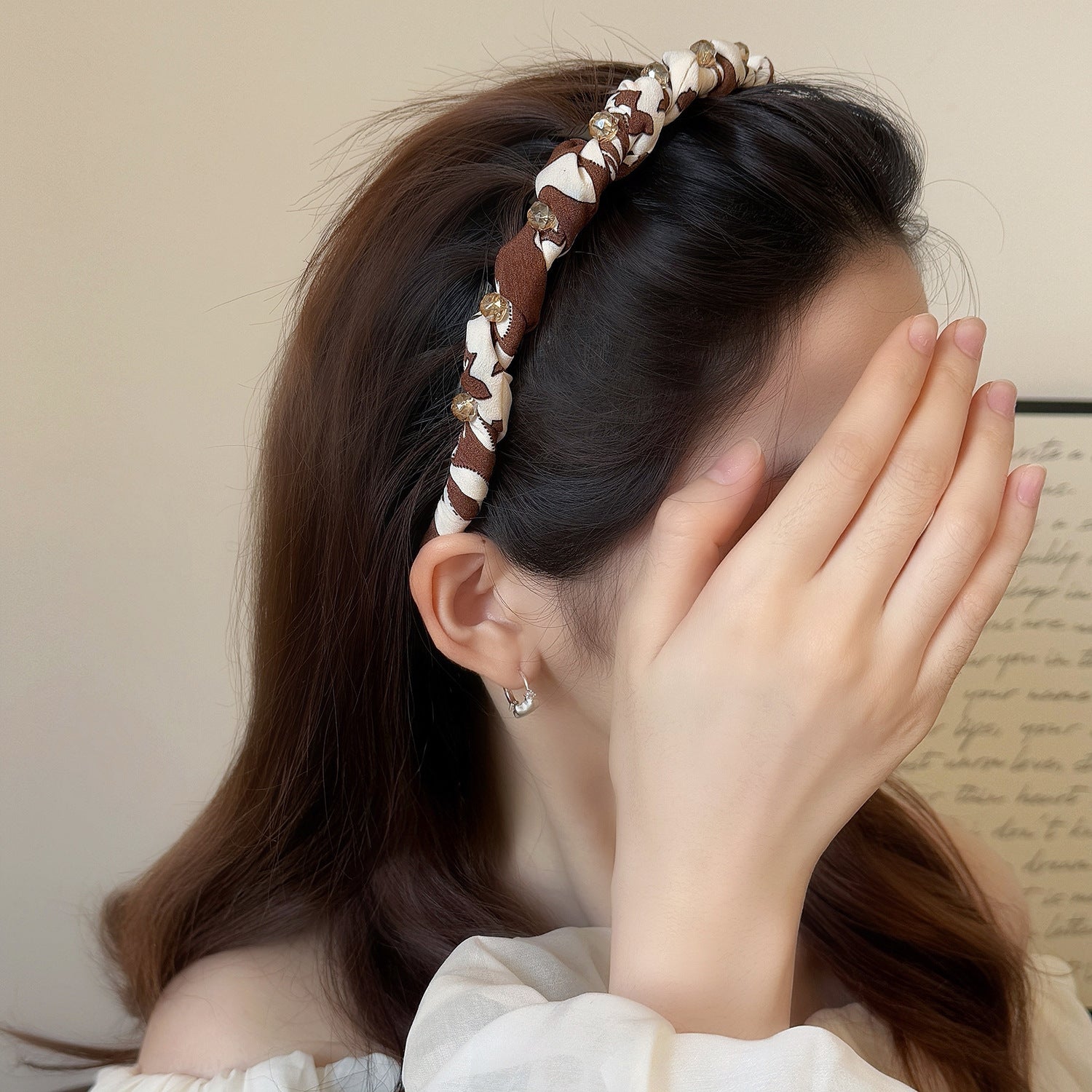 撞色布面纏繞髮箍－咖色款實拍｜https://igowo.tw/