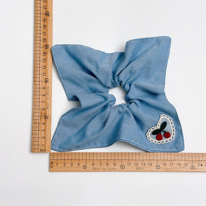 大腸圈三角形刺繡髮圈－細節特寫1｜https://igowo.tw/