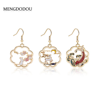 彩色錦鯉花朵復古耳鉤－商品主圖｜https://igowo.tw/