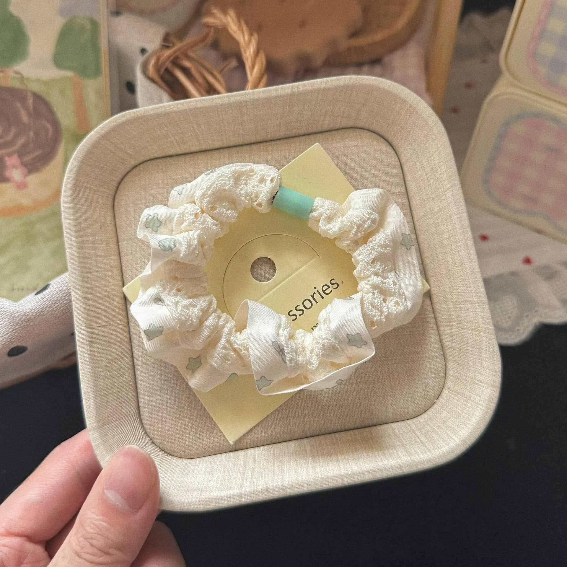 小熊卡通髮圈－紫色小熊髮圈款細節1｜https://igowo.tw/