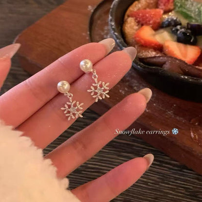銀針鋯石雪花珍珠耳釘圣誕優雅小眾氣質百搭耳環輕奢高級感耳飾女