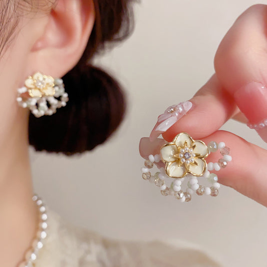 串珠花朵簡約耳釘－商品主圖｜https://igowo.tw/