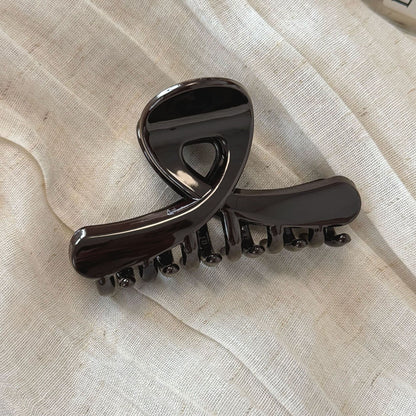 交叉簡約鯊魚夾