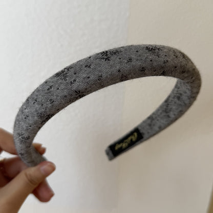 灰色布面波點髮箍－波點髮箍款細節｜https://igowo.tw/