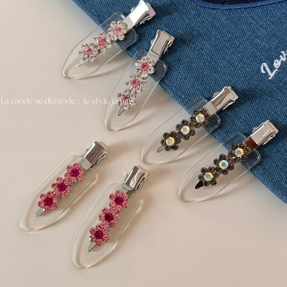 透明鋯石花朵髮夾－商品主圖｜https://igowo.tw/