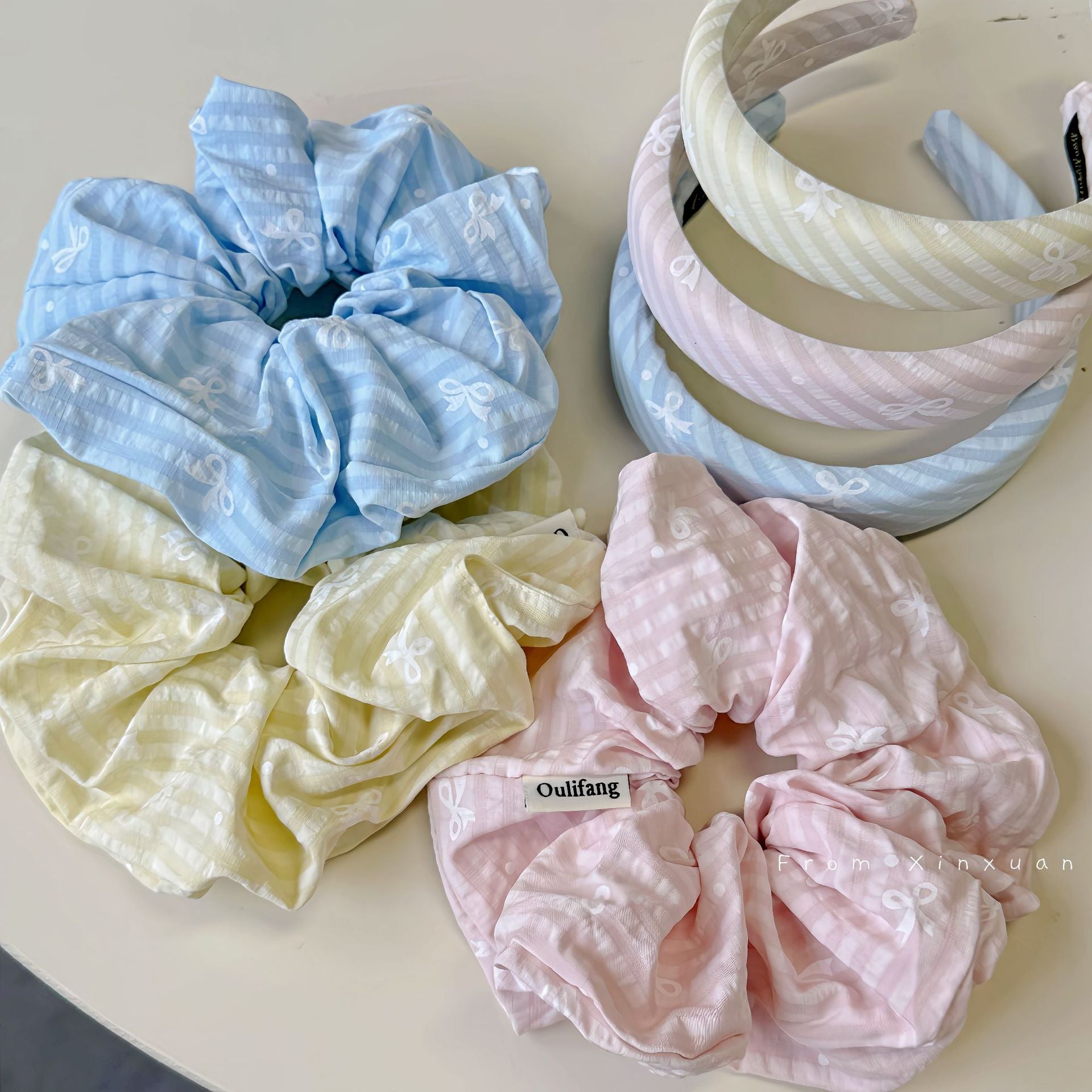 繽紛布面格紋髮圈－商品主圖｜https://igowo.tw/