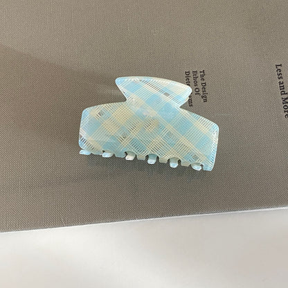 藍色格紋簡約鯊魚夾－綠色小方形款細節｜https://igowo.tw/
