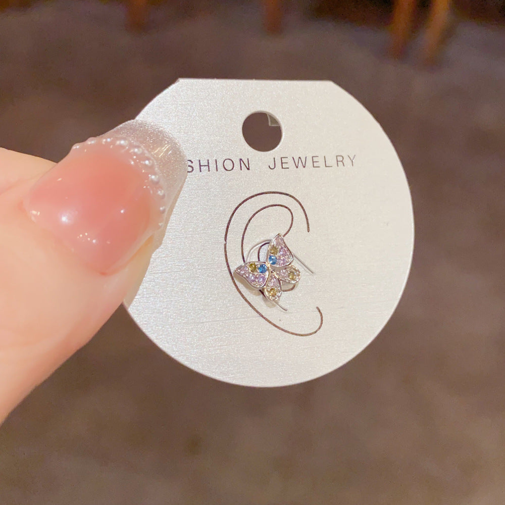小巧簡約耳骨釘－細節特寫12｜https://igowo.tw/