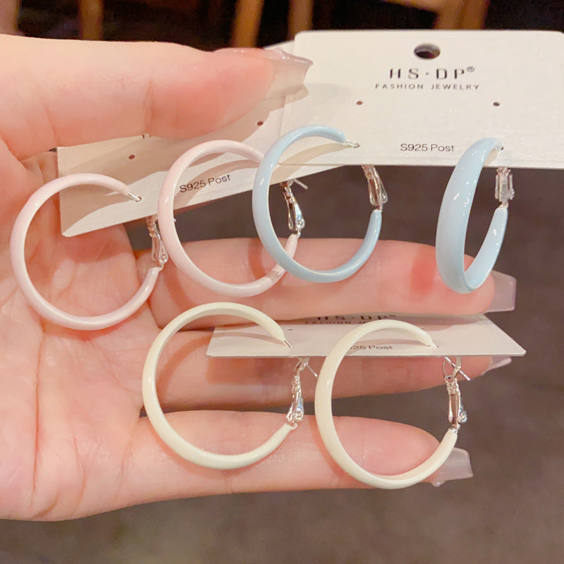 琺瑯圓圈簡約耳環－商品主圖｜https://igowo.tw/